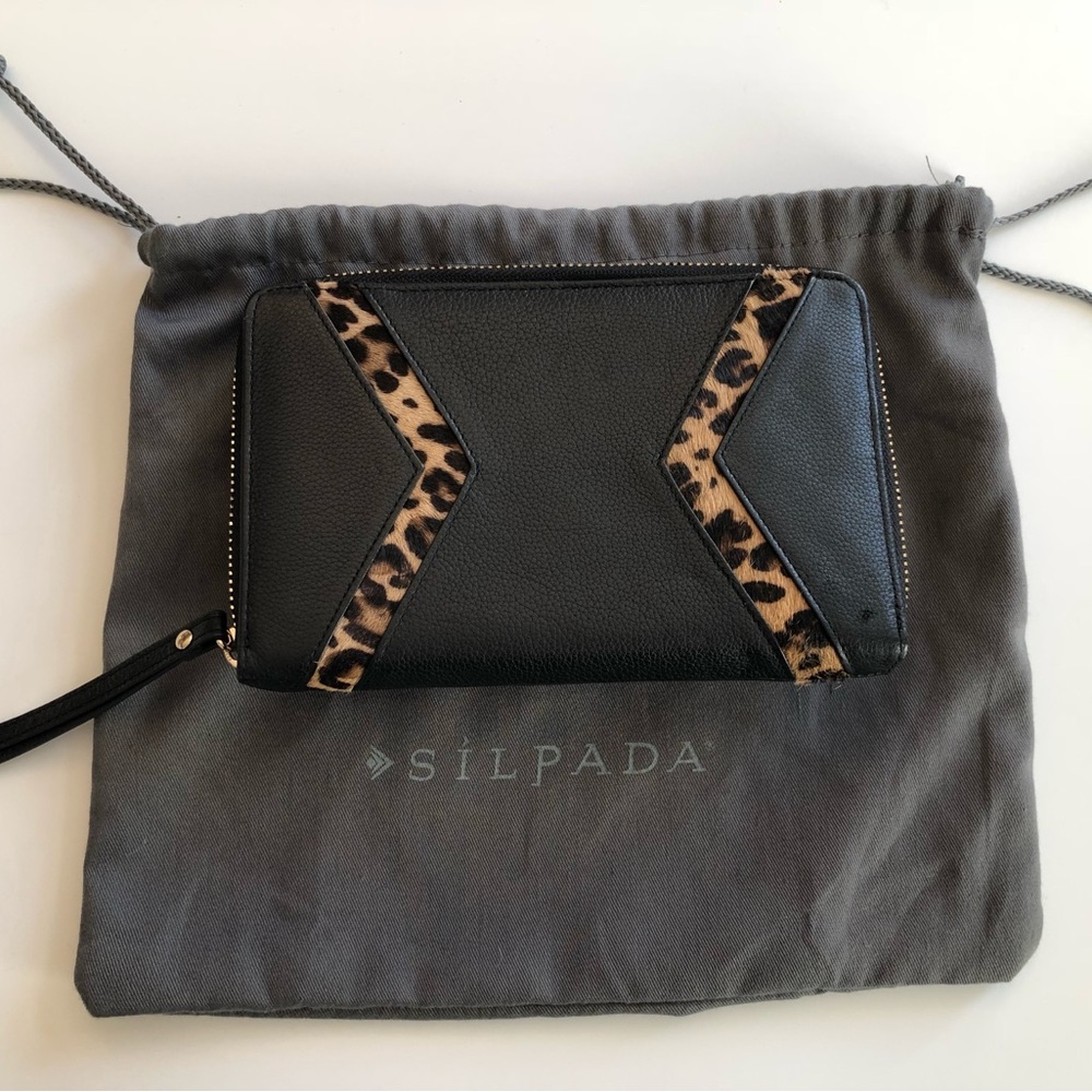 Silpada Black and Leopard Print Women's Wristlet